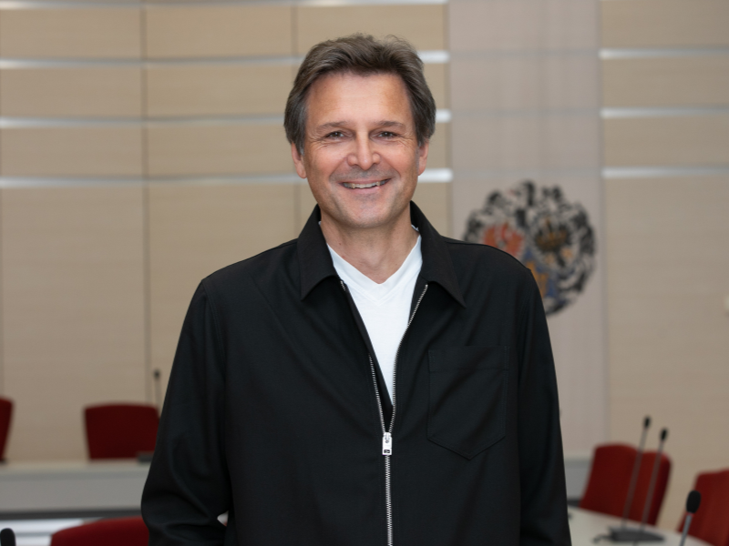 Portrait Harald Lang.