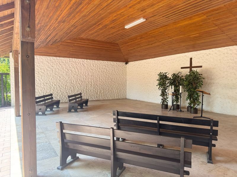 Aussegnungshalle Friedhof Dechsendorf