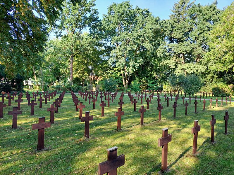 Holzkreuze des Ehrenfeldes