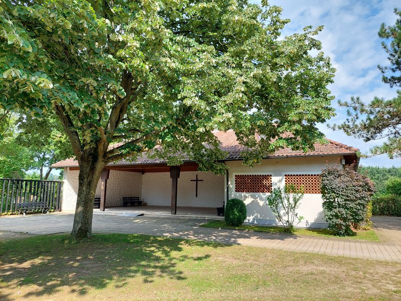 Aussegnungshalle Friedhof Dechsendorf