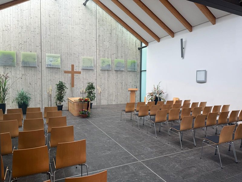 Aussegnungshalle innen Westfriedhof