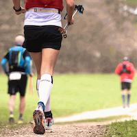 Jogger auf Waldweg