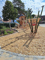 Play combination for schoolchildren Damaschkestraße playground