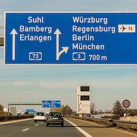 Autobahnwegweiser